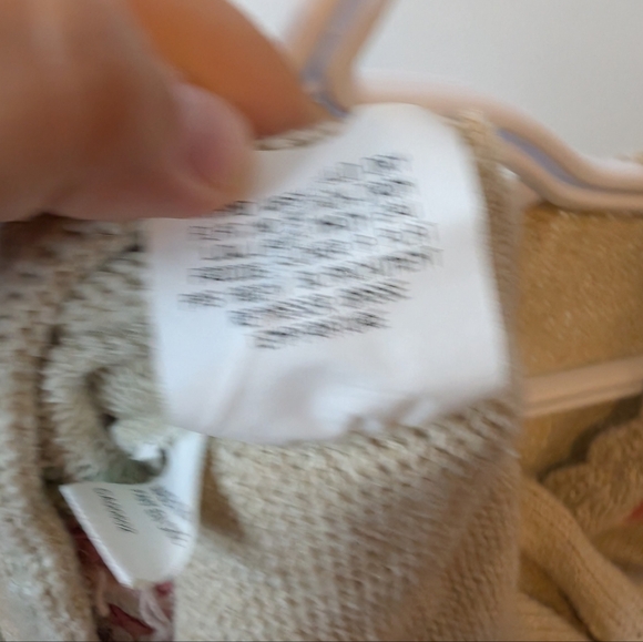 Vintage Francisca L (16-18) Button Up Cream Knit Floral Embroidered Vest - Picture 8 of 10